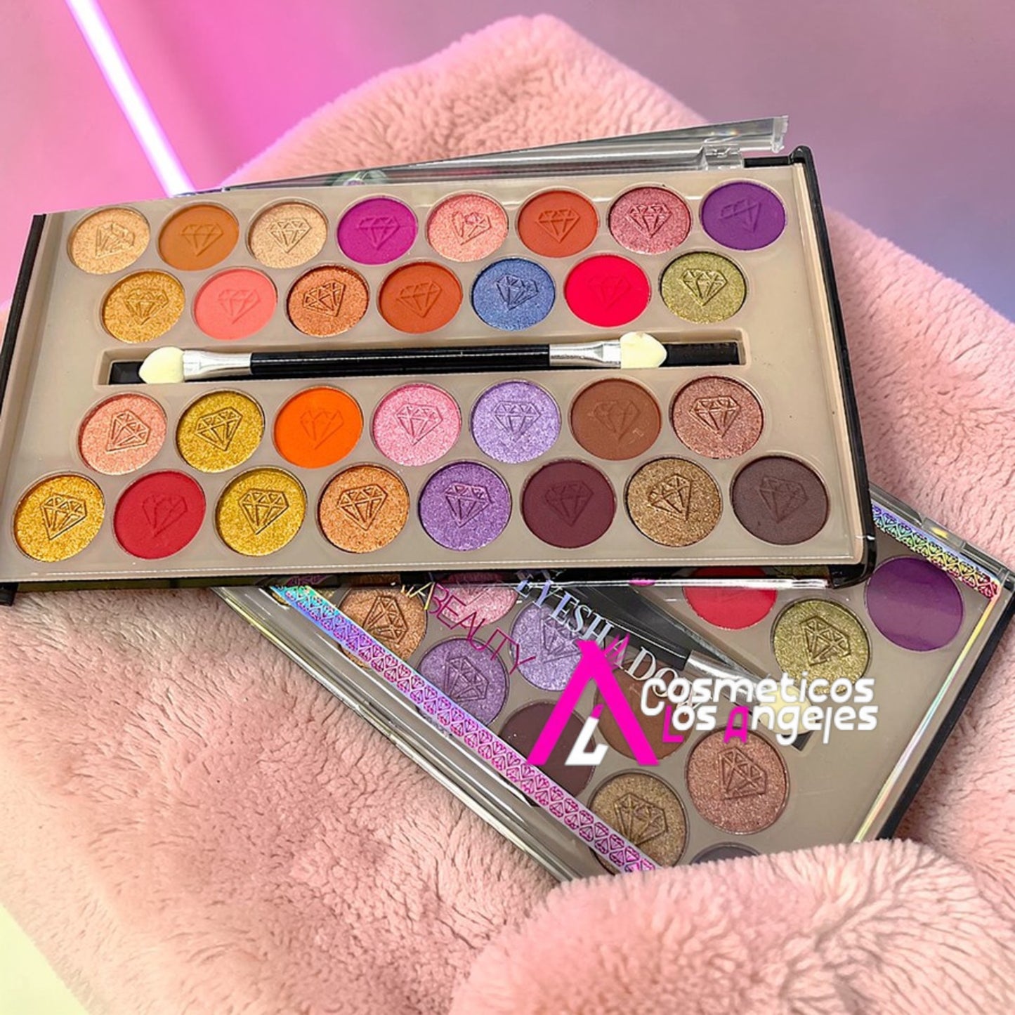 PALETA DE SOMBRAS CON APLICADOR  1 PZ 2406-1