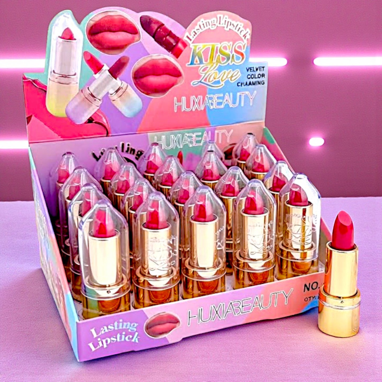 LABIAL EN BARRA KISS 24 PZ 6611
