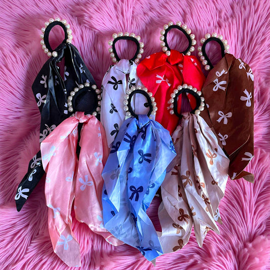 DONITA DE PERLAS CON LAZO DE MOÑOS 12 PZ FJ4154