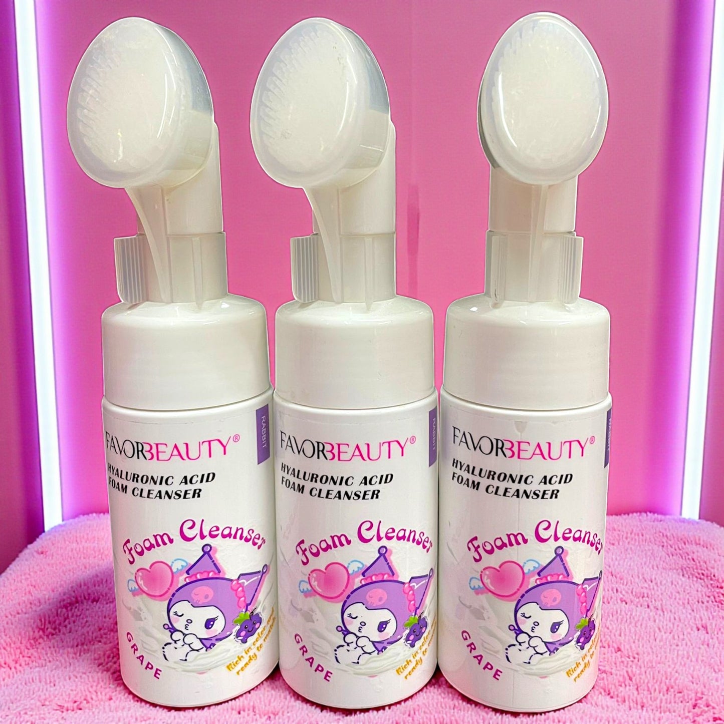 ESPUMA FACIAL LIMPIADORA CON CEPILLO DE SILICON KUROMY B5555