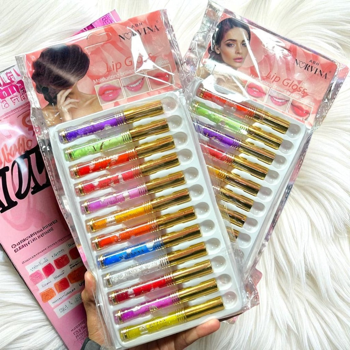 LIP GLOSS BLISTER 24PZS LG3152