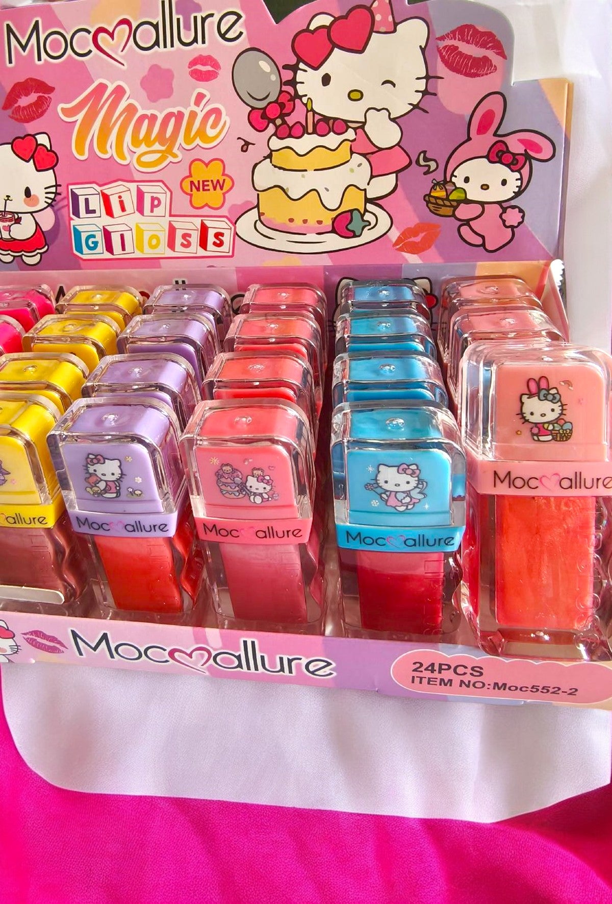 Lip Gloss Matte Hello Kitty 24 PCS MOC552-2